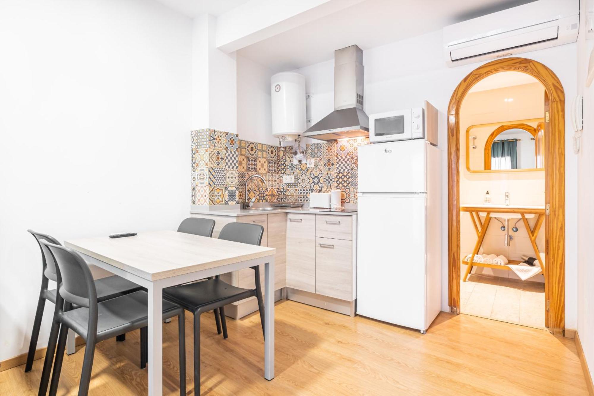 Apartamentos El Castell Benidorm Old-Town Buitenkant foto