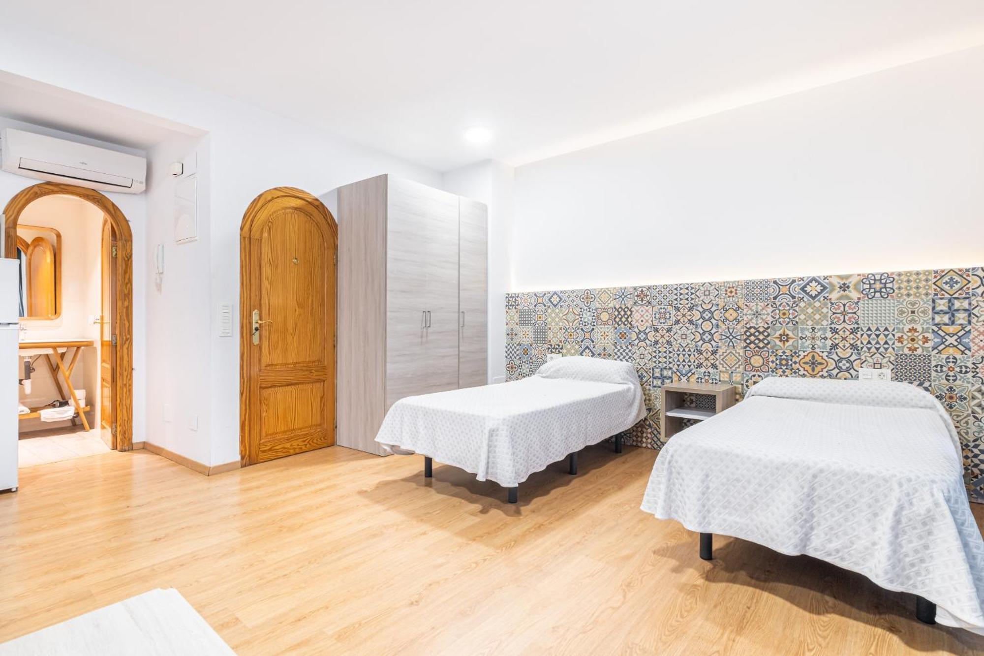 Apartamentos El Castell Benidorm Old-Town Buitenkant foto